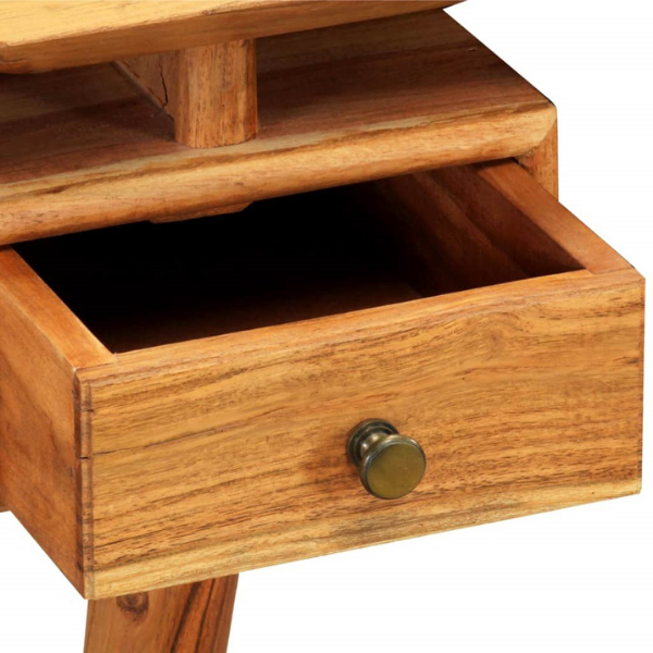 natural and artistic